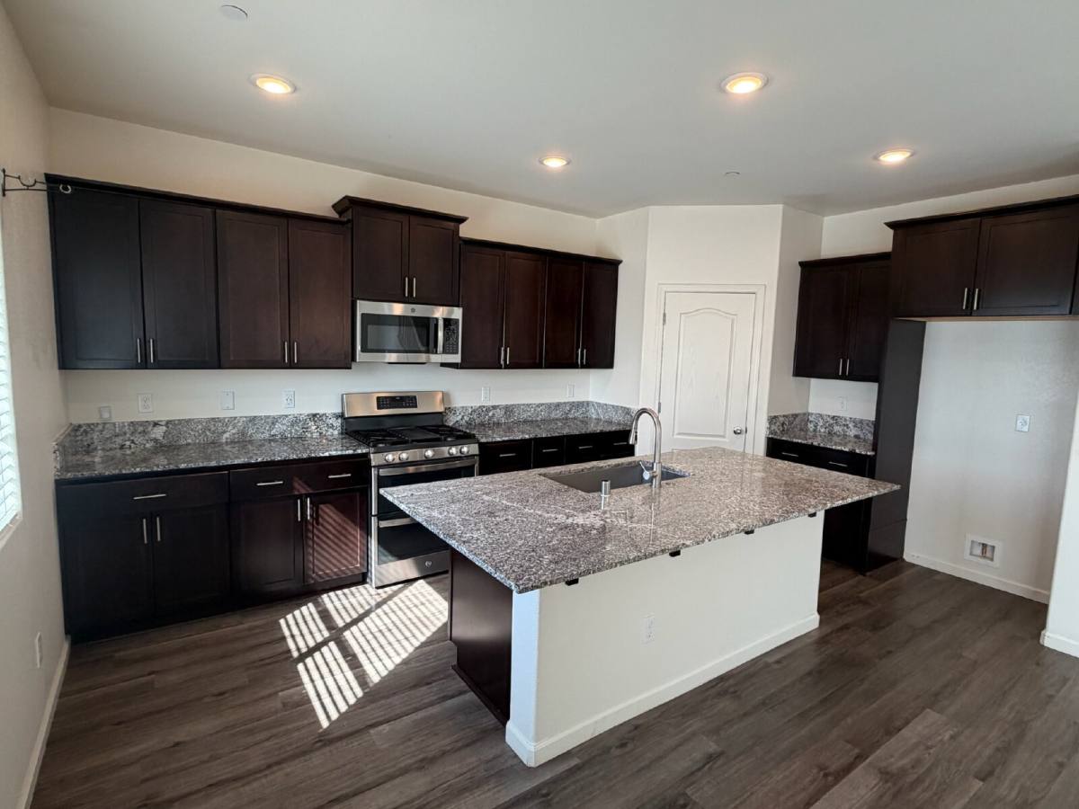 House for rent at 4265 Freemark Ave, Merced, CA 95348