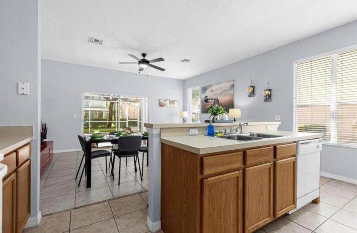 Townhouse for rent at 1711 Retreat Circle, Clermont, FL 34714