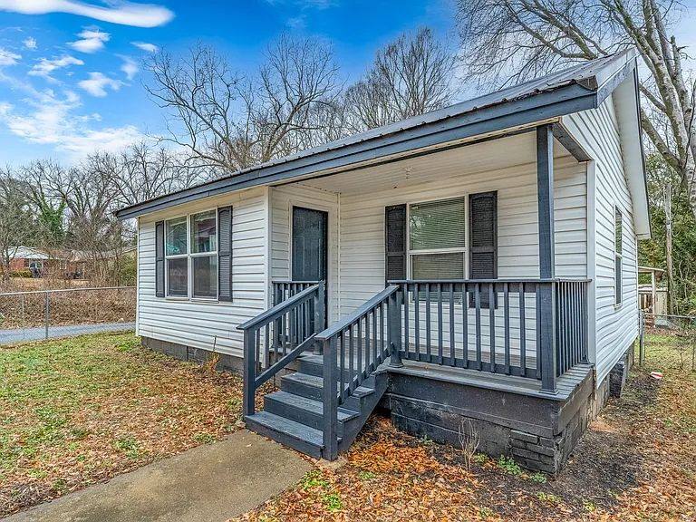 House for rent at 517 Thomas St, Anderson, SC 29624