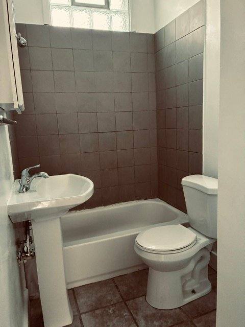 Apartment for rent at 2931 W Chambers St, Milwaukee, WI 53210