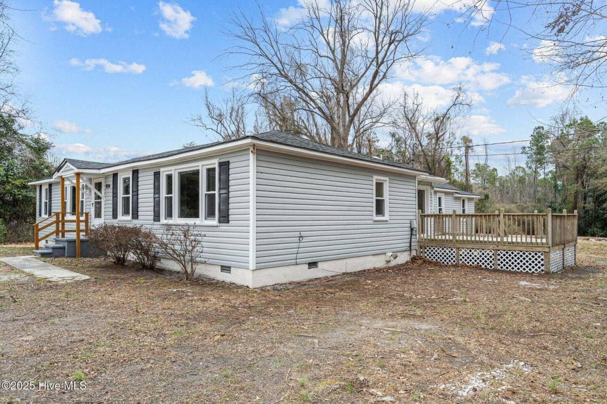 House for rent at 1634 Murrill Hill Rd, Jacksonville, NC 28540
