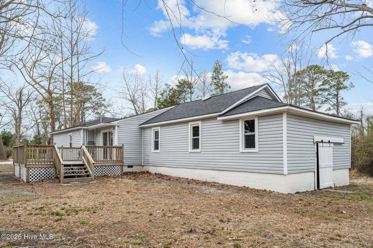 House for rent at 1634 Murrill Hill Rd, Jacksonville, NC 28540