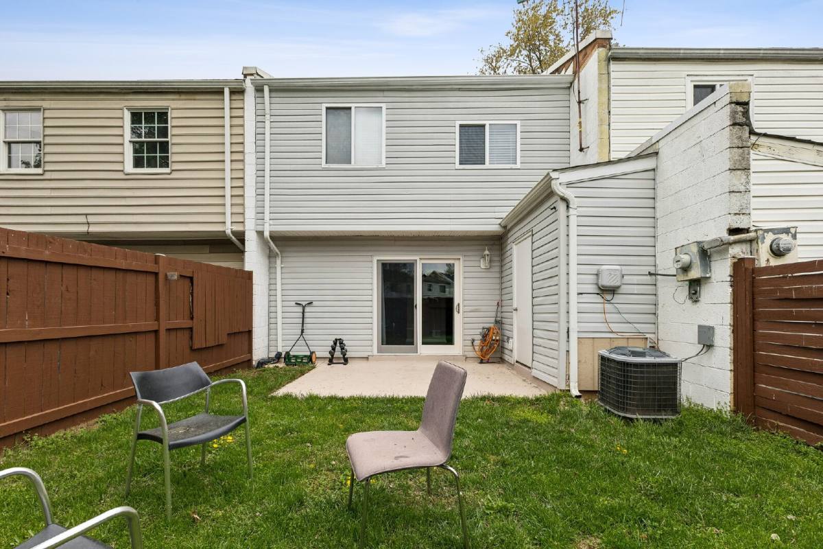 Townhouse for rent at 7974 Community Dr, Manassas, VA 20109