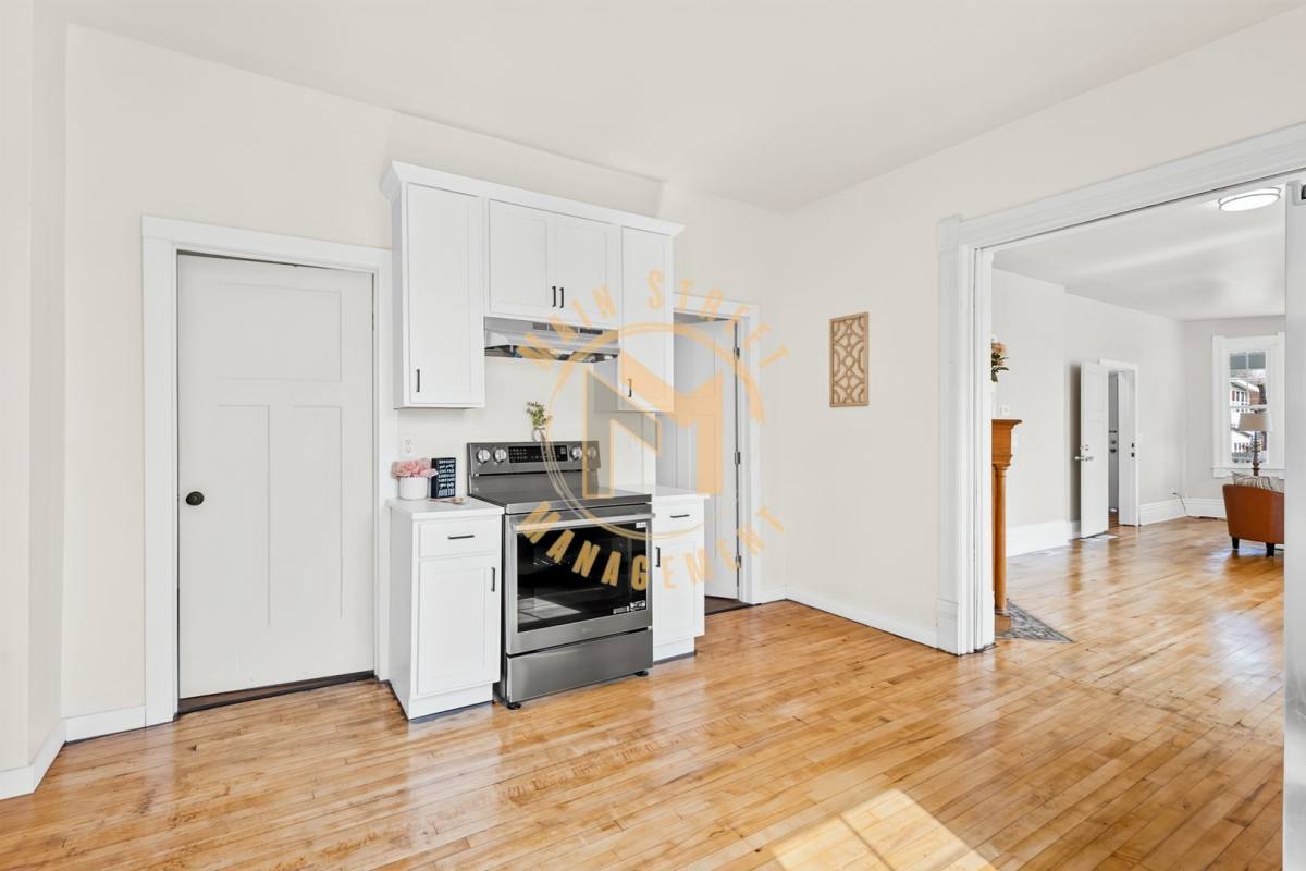 Apartment for rent at 503 N Michigan St, De Pere, WI 54115