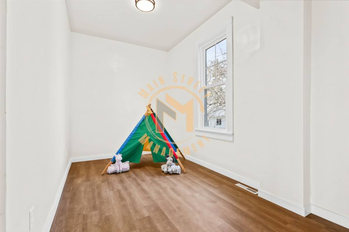 Apartment for rent at 503 N Michigan St, De Pere, WI 54115