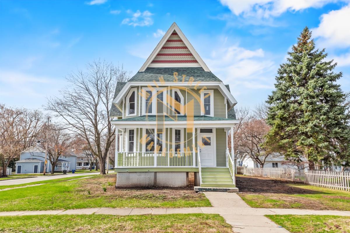 Apartment for rent at 503 N Michigan St, De Pere, WI 54115