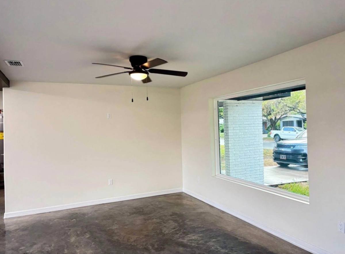 House for rent at 2125 Camellia Ave, McAllen, TX 78501