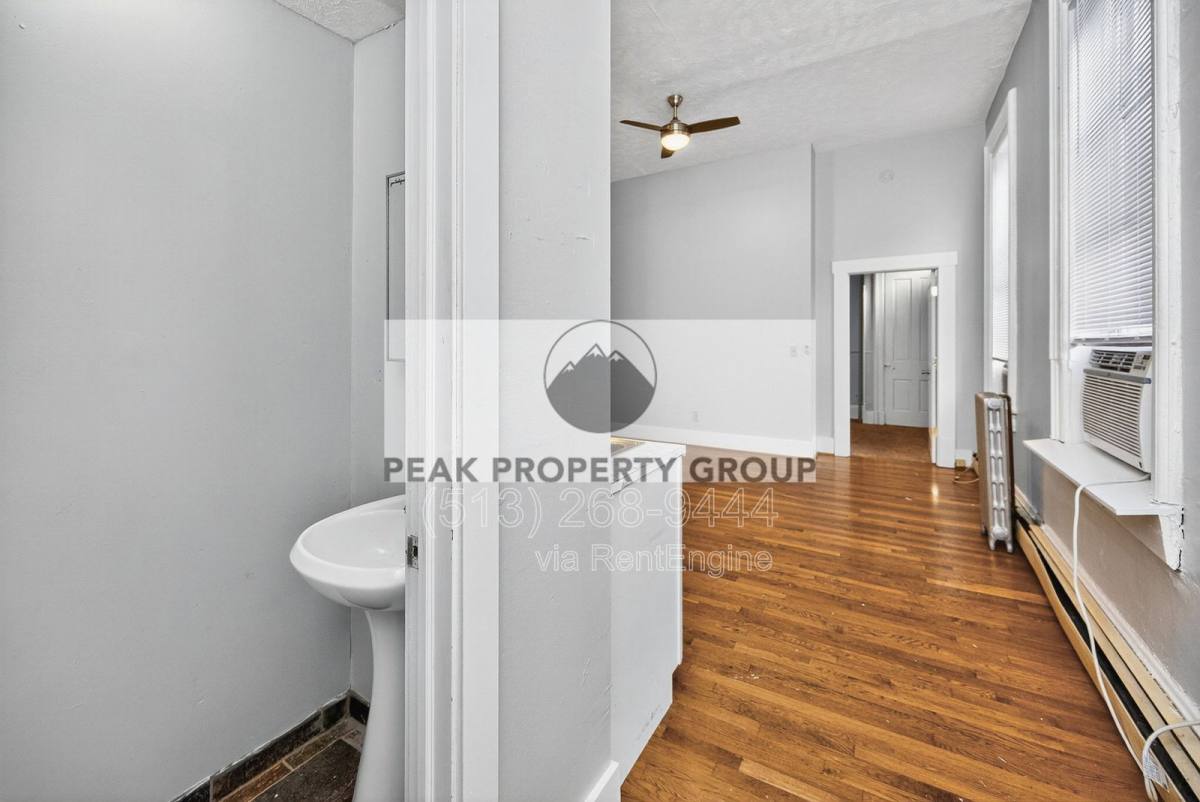 Apartment for rent at 2419 Vine St, Cincinnati, OH 45219