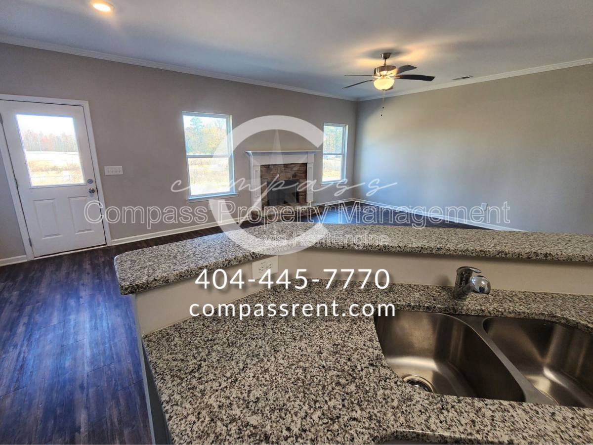 Townhouse for rent at 105 Squarewood Lane, Cartersville, GA 30121