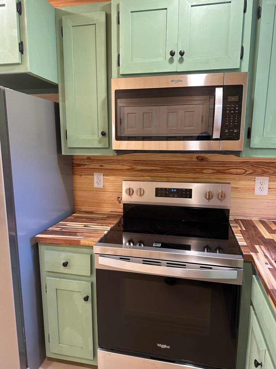 House for rent at 1850 Circle Dr, Leighton, AL 35646