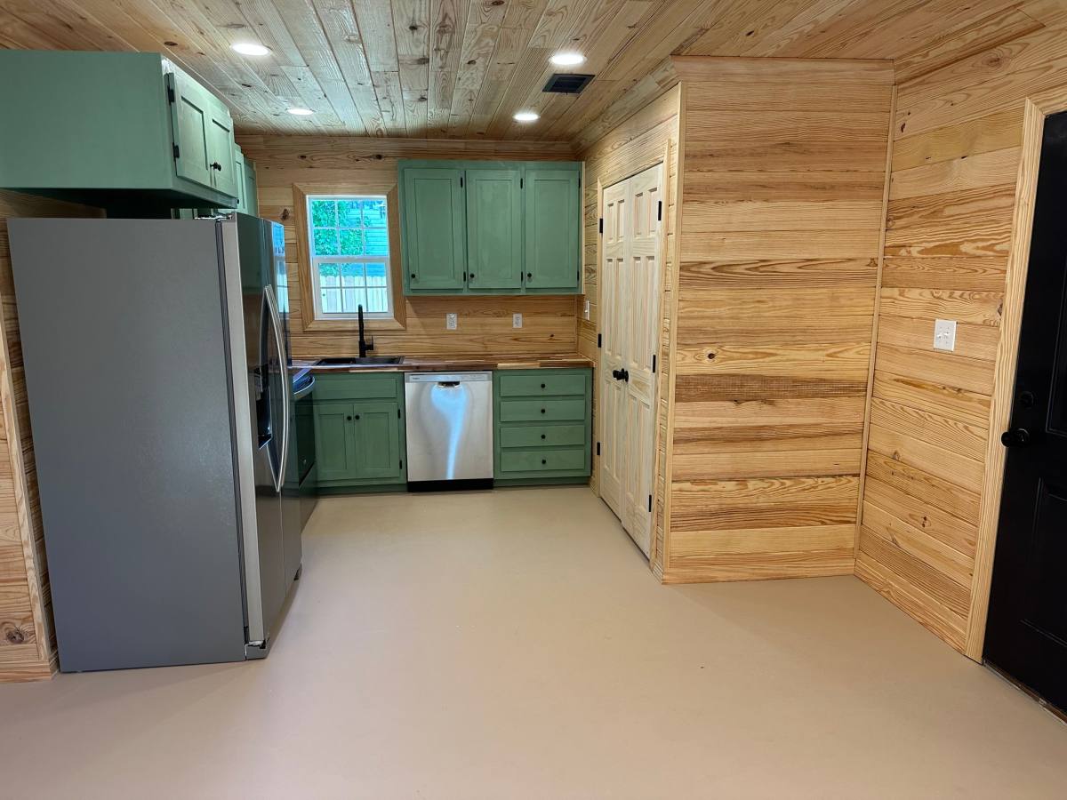House for rent at 1850 Circle Dr, Leighton, AL 35646
