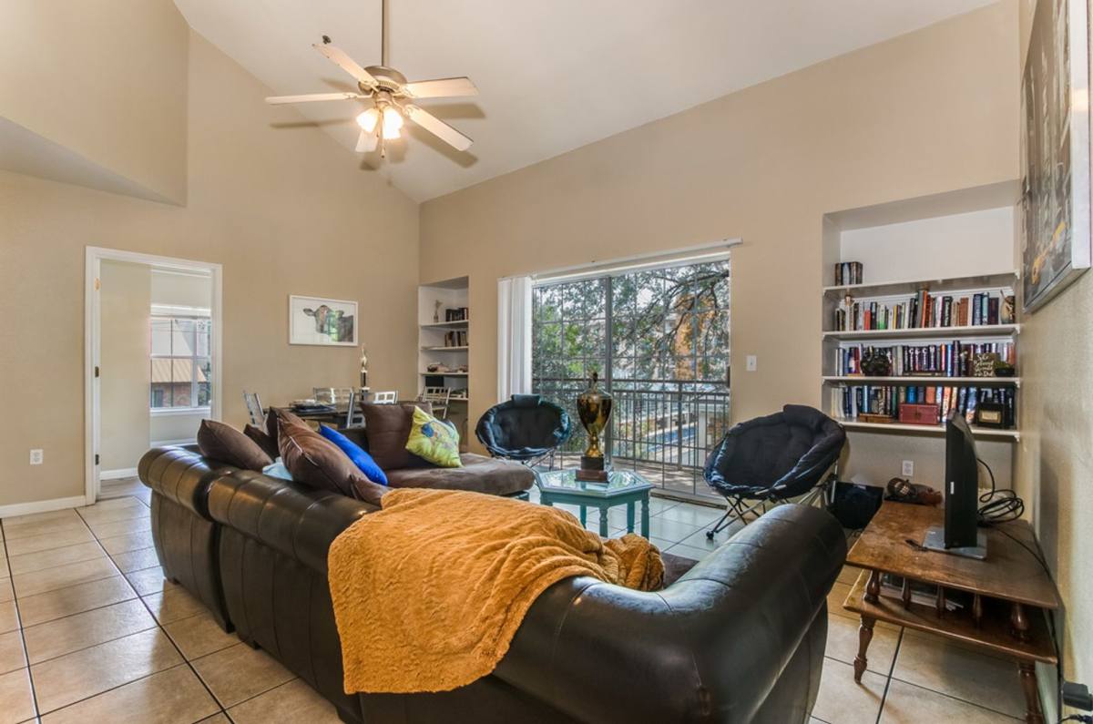 Apartment for rent at 1023 W 24th St, Austin, TX 78705