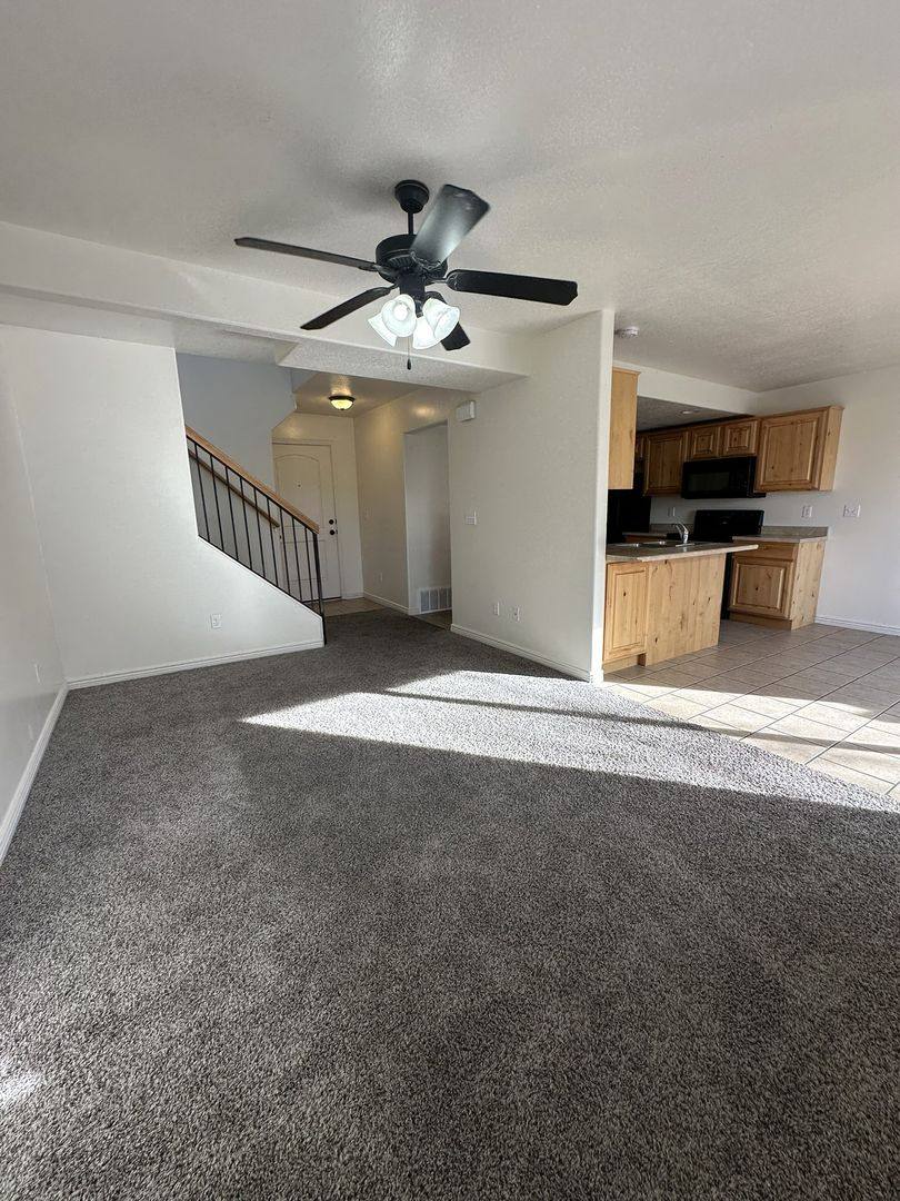 Apartment for rent at 930 S 550 E, Clearfield, UT 84015