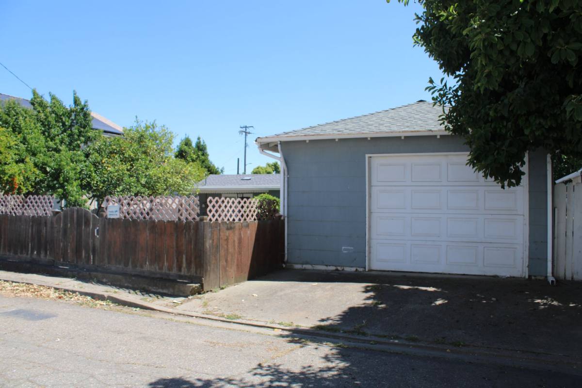 House for rent at 608 Union St, Isleton, CA 95641