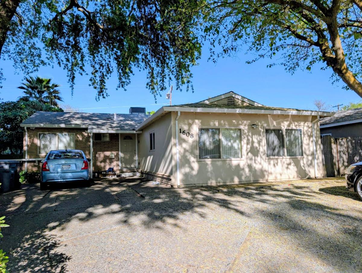 House for rent at 1608 Poleline Rd, Davis, CA 95618