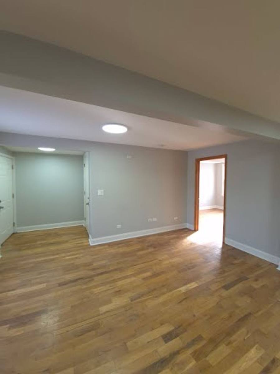 Apartment for rent at 4152-56 W Lake St, Chicago, IL 60624