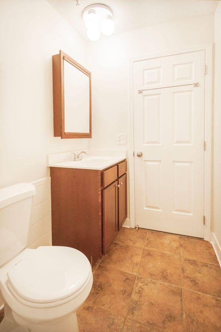 Apartment for rent at 17210 County Rd, Minneapolis, MN 55447