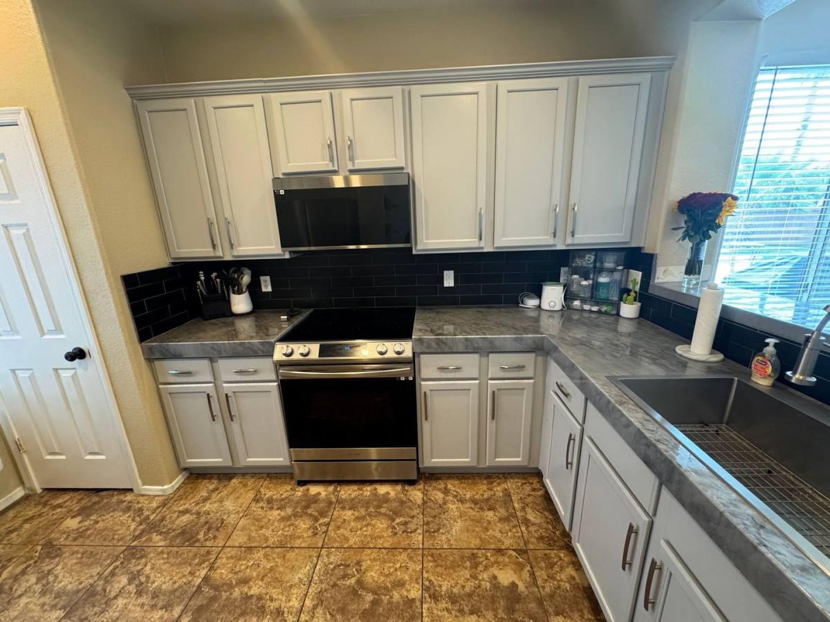 House for rent at 4133 E Cherry Hills Dr, Chandler, AZ 85249