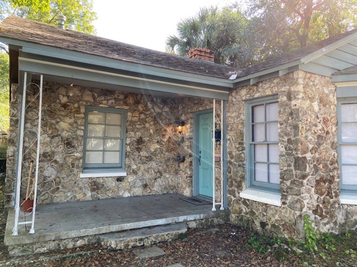Apartment for rent at 123 NW 20th Dr, Gainesville, FL 32603