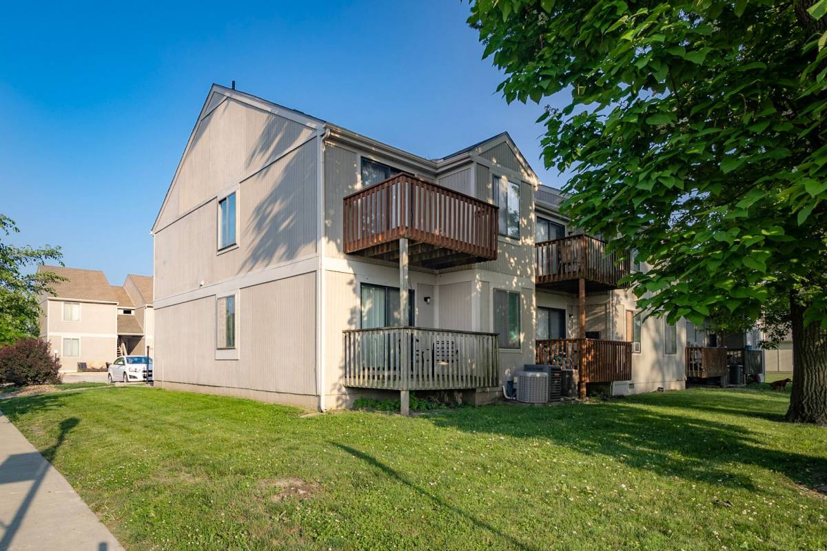 Apartment for rent at 213 W Main St, Smithville, MO 64089
