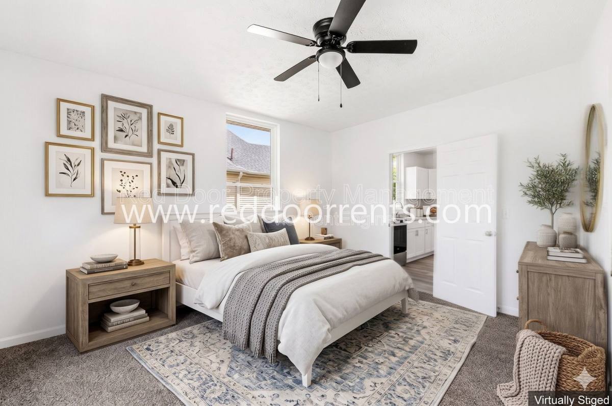 Apartment for rent at 389 N Main St E, Martinsville, IN 46151