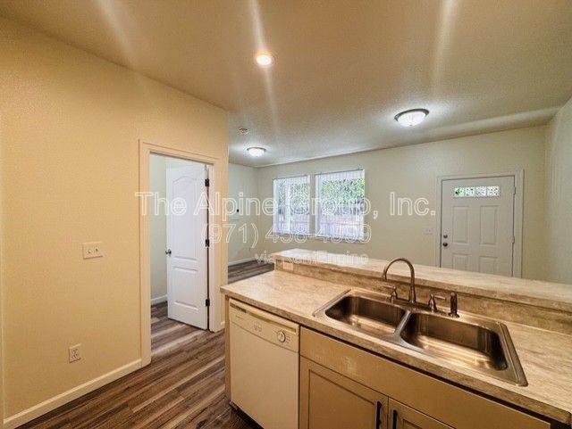Apartment for rent at 3540 SE 119th Ave #4, Portland, OR 97266
