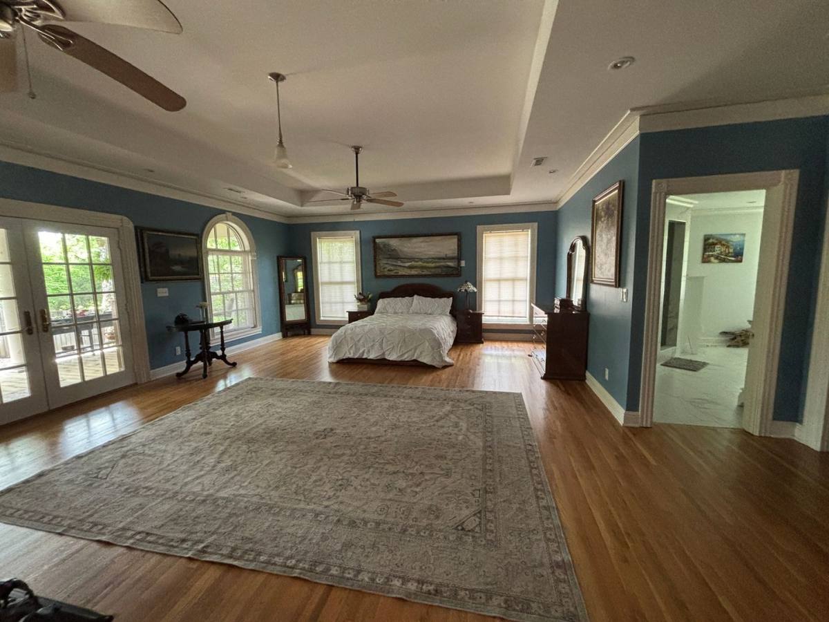 House for rent at 615 W Meade Dr, Nashville, TN 37205