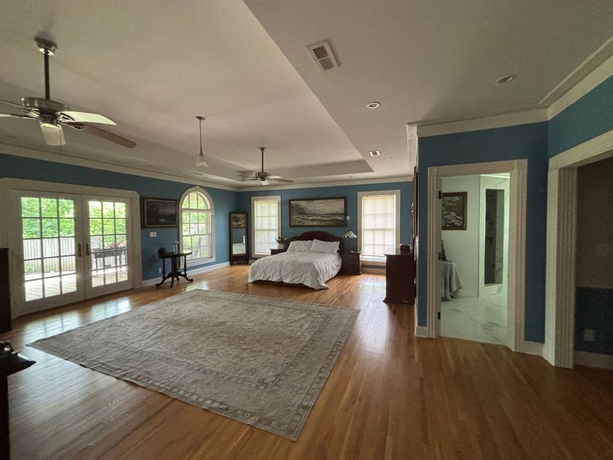 House for rent at 615 W Meade Dr, Nashville, TN 37205