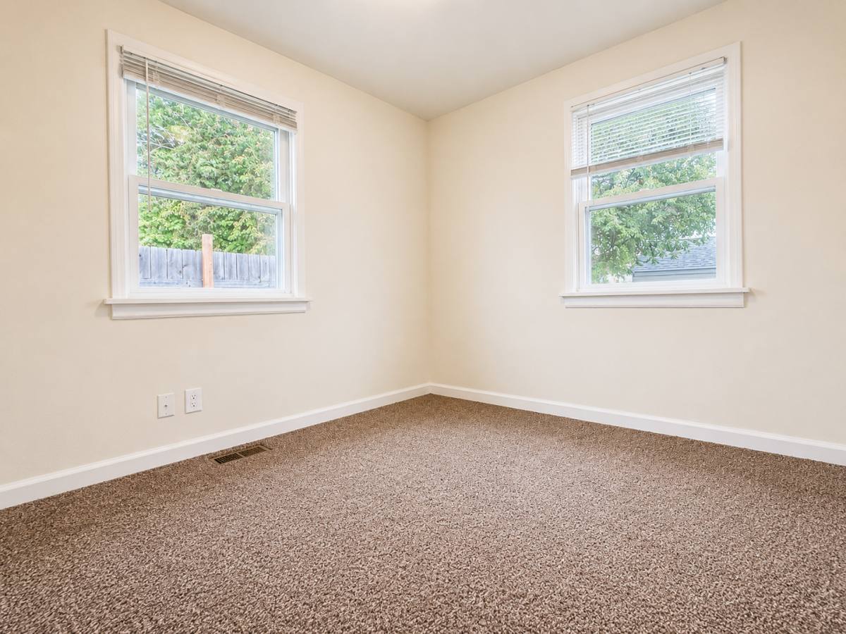 House for rent at 912 N Helena, Spokane, WA 99202