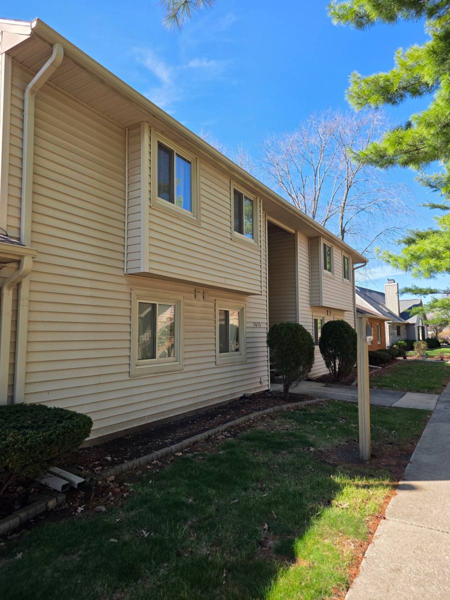 Apartment for rent at 1611 Lyndhurst Dr #F, Savoy, IL 61874