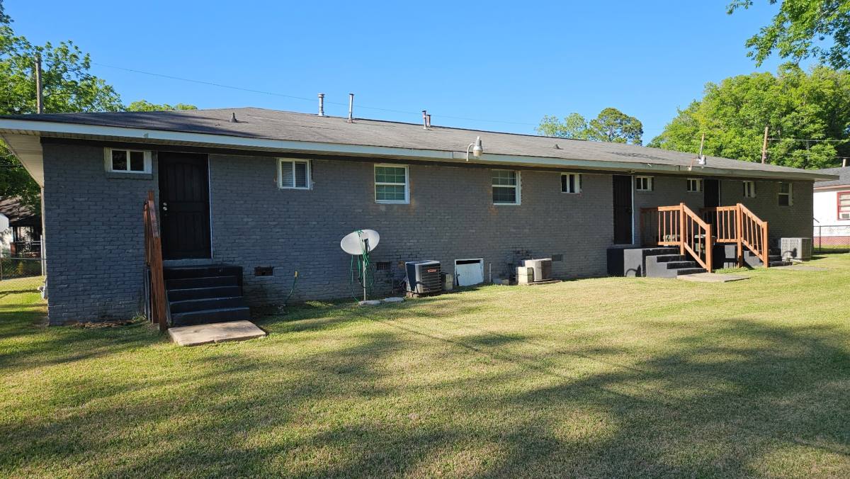 Apartment for rent at 165 Friendship Circle #165, Fort Valley, GA 31030