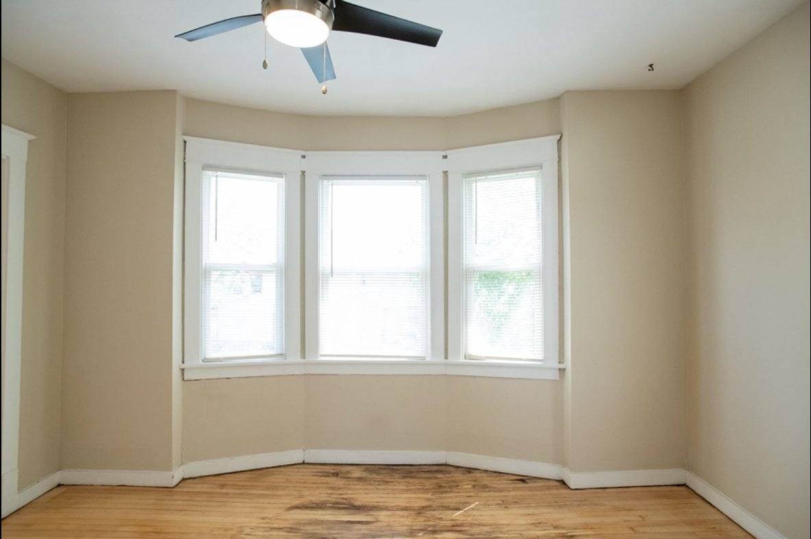 Apartment for rent at 829 E Clarke St #2R, Milwaukee, WI 53212