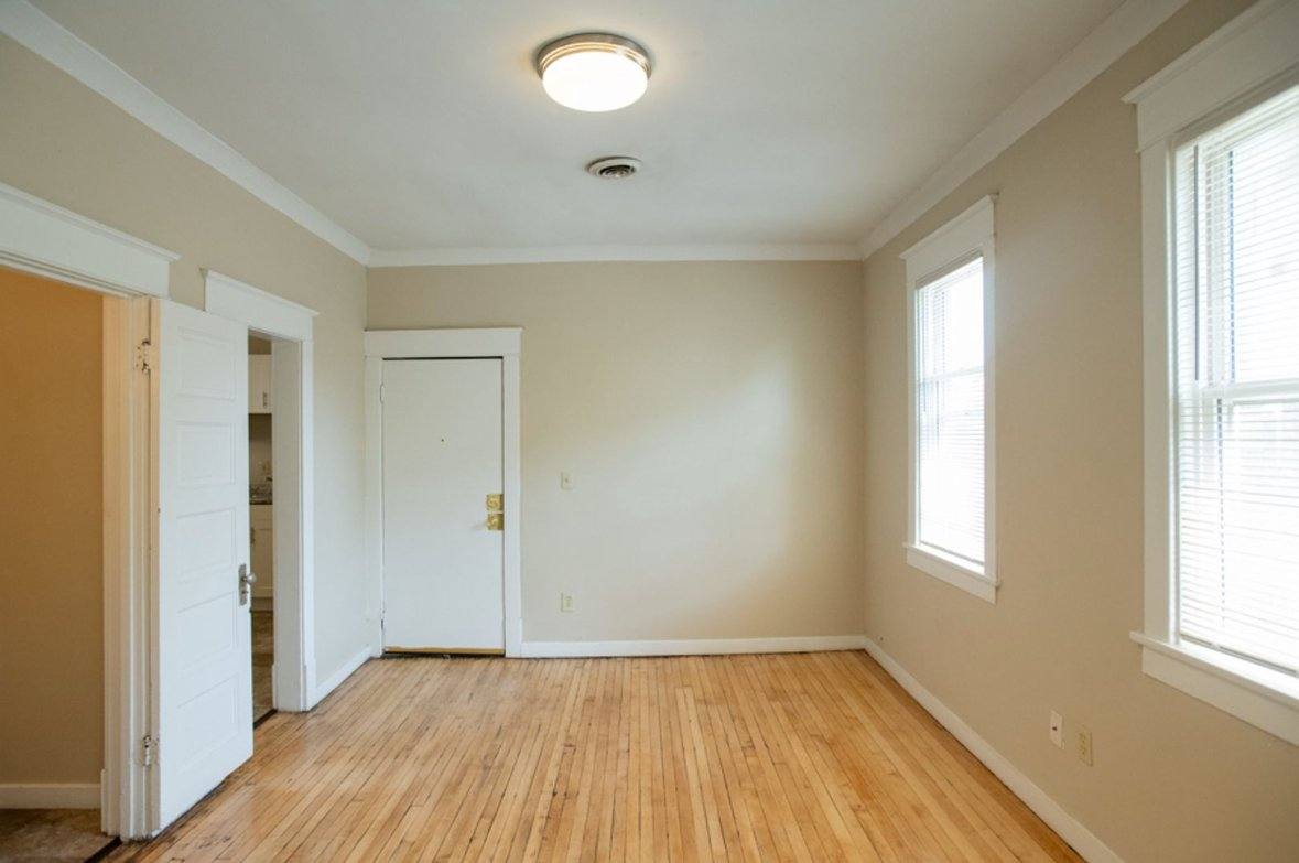 Apartment for rent at 829 E Clarke St #2R, Milwaukee, WI 53212