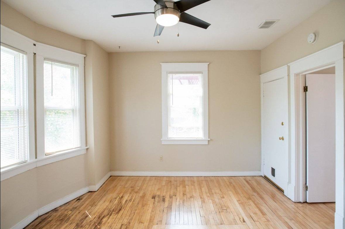 Apartment for rent at 829 E Clarke St #2R, Milwaukee, WI 53212