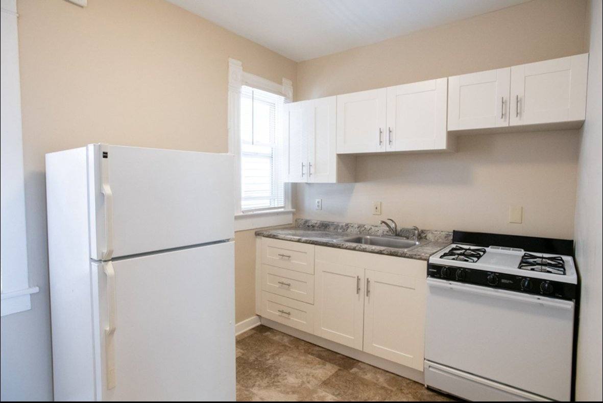 Apartment for rent at 829 E Clarke St #2R, Milwaukee, WI 53212