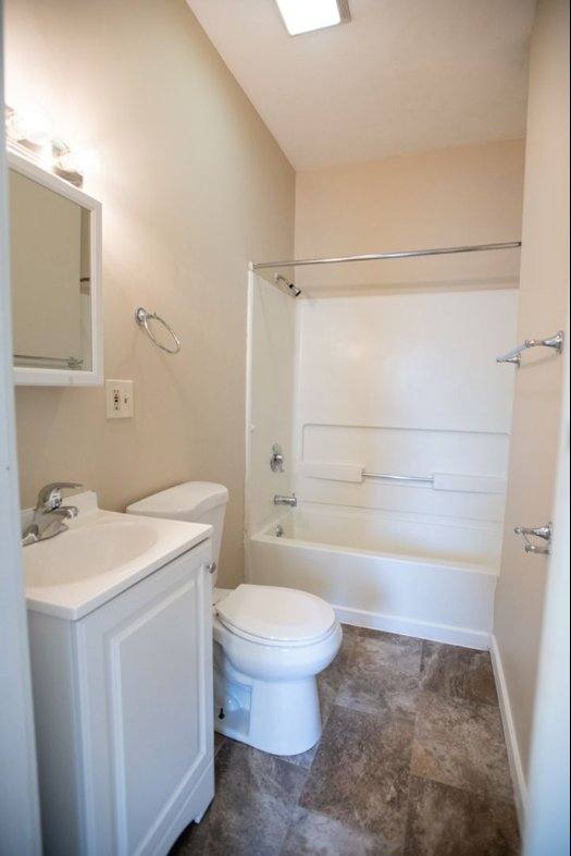Apartment for rent at 829 E Clarke St #2R, Milwaukee, WI 53212