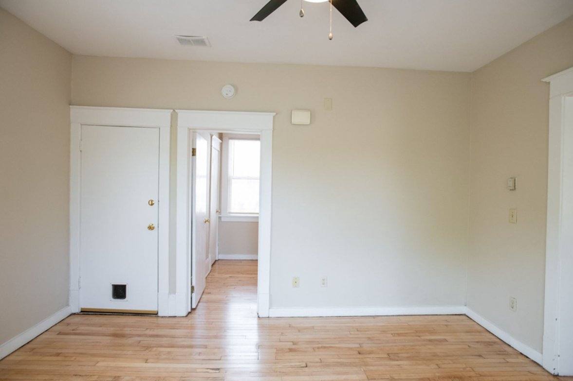 Apartment for rent at 829 E Clarke St #2R, Milwaukee, WI 53212