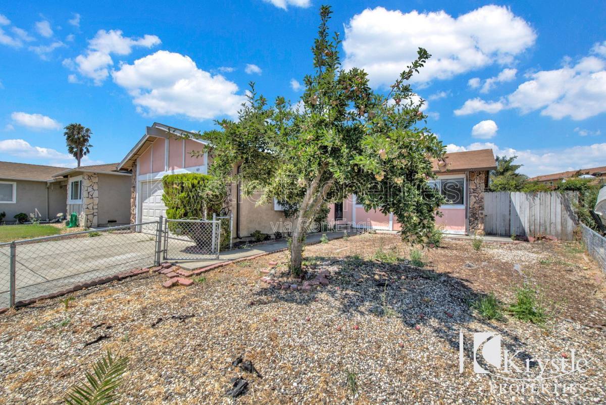 House for rent at 165 Georgetown Court, Vallejo, CA 94589