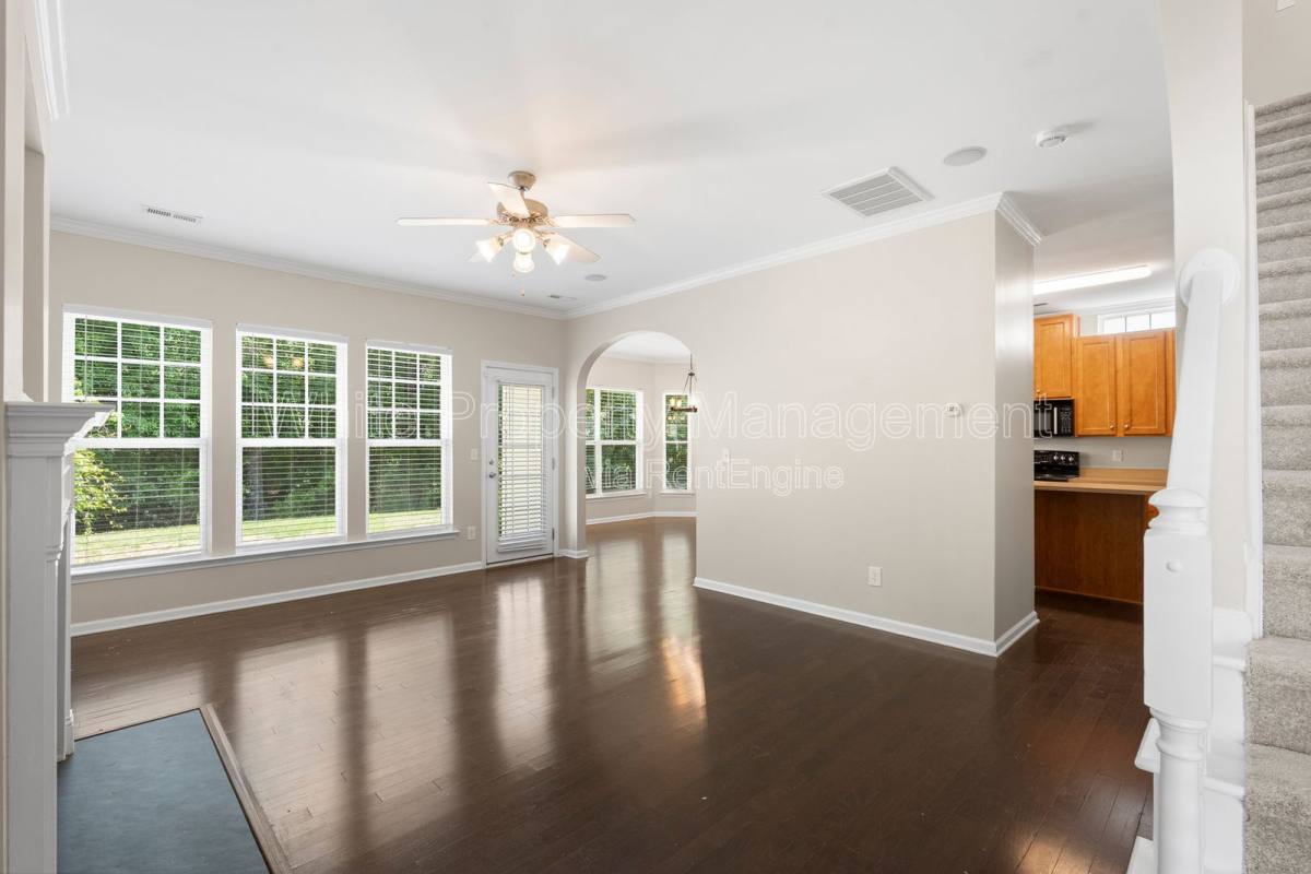 House for rent at 1141 Hammond Dr, Matthews, NC 28104