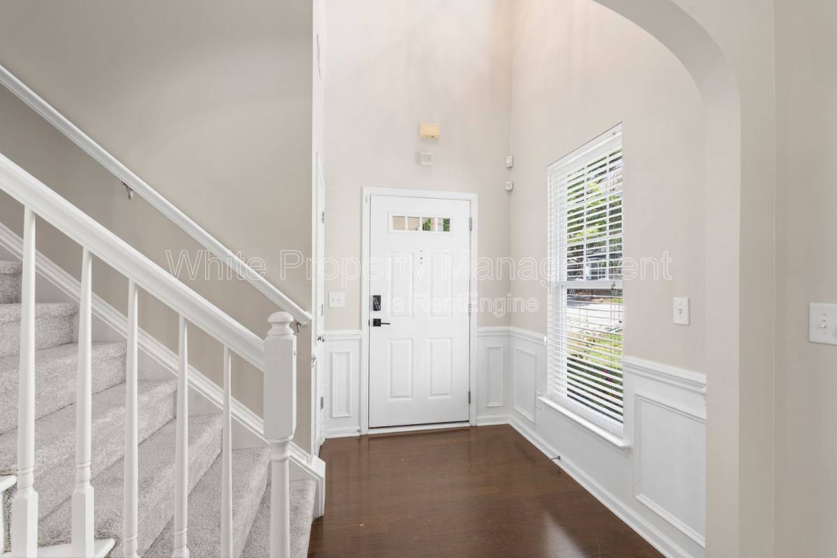 House for rent at 1141 Hammond Dr, Matthews, NC 28104