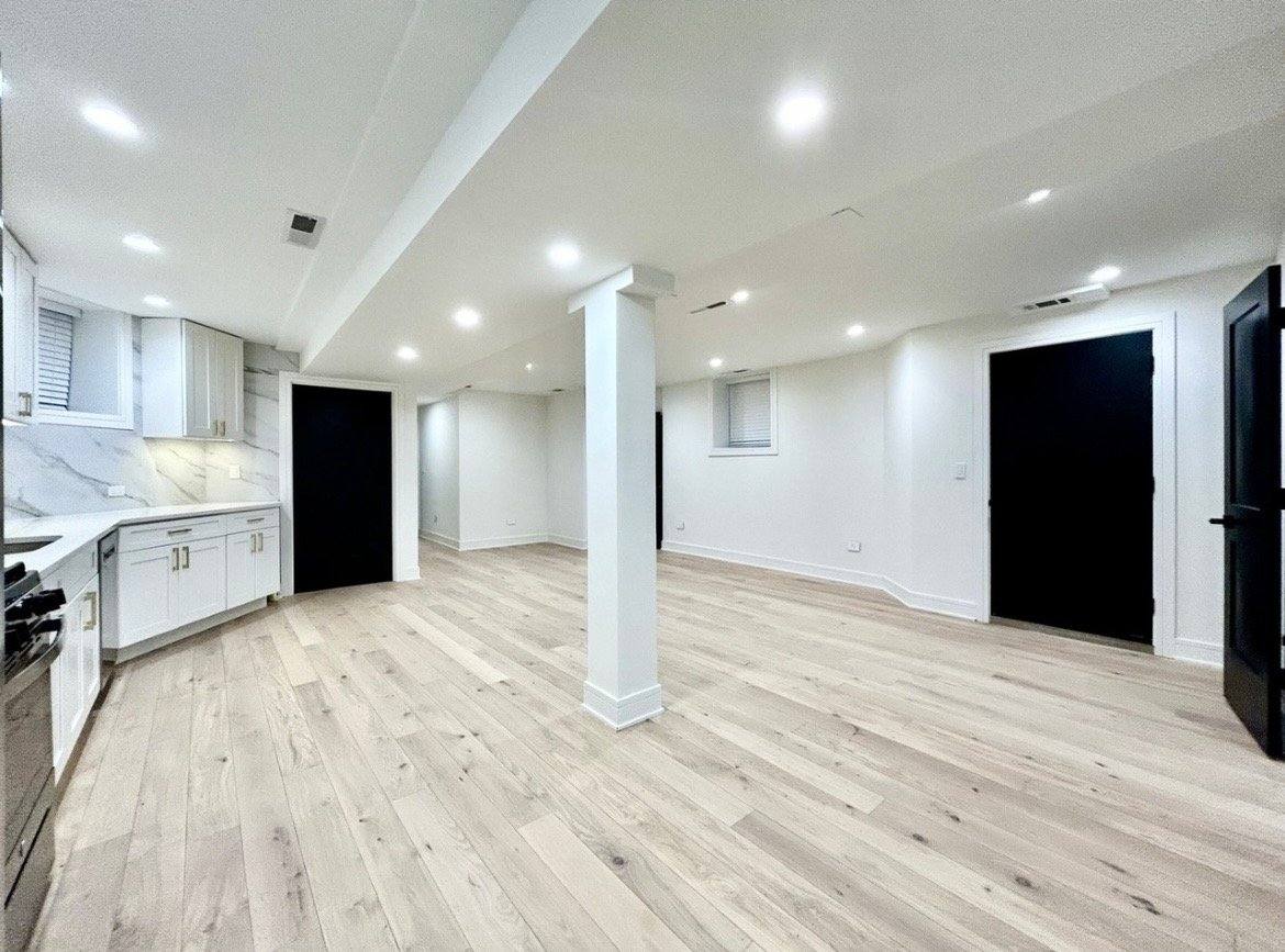 Apartment for rent at 3353 S Union Ave #B, Chicago, IL 60616