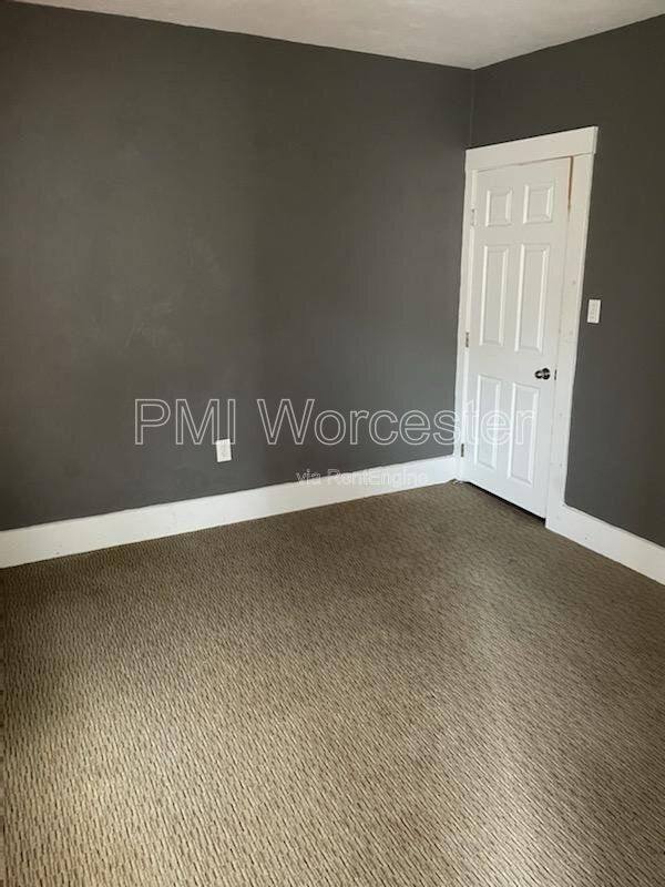 Apartment for rent at 174 Ingleside Ave #1, Worcester, MA 01604