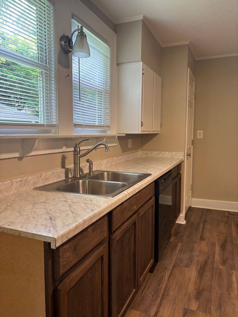 House for rent at 975 Old Charlotte Rd, Concord, NC 28027