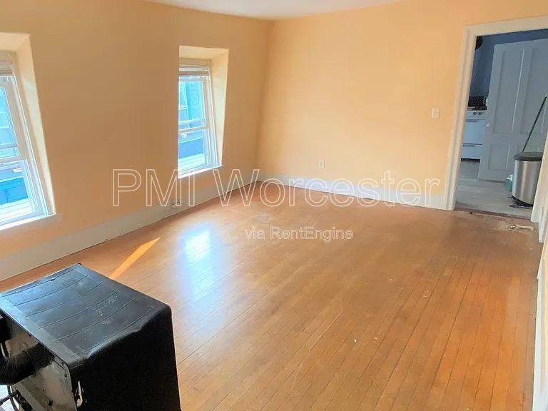 Apartment for rent at 15 Goulding St #3, Worcester, MA 01609