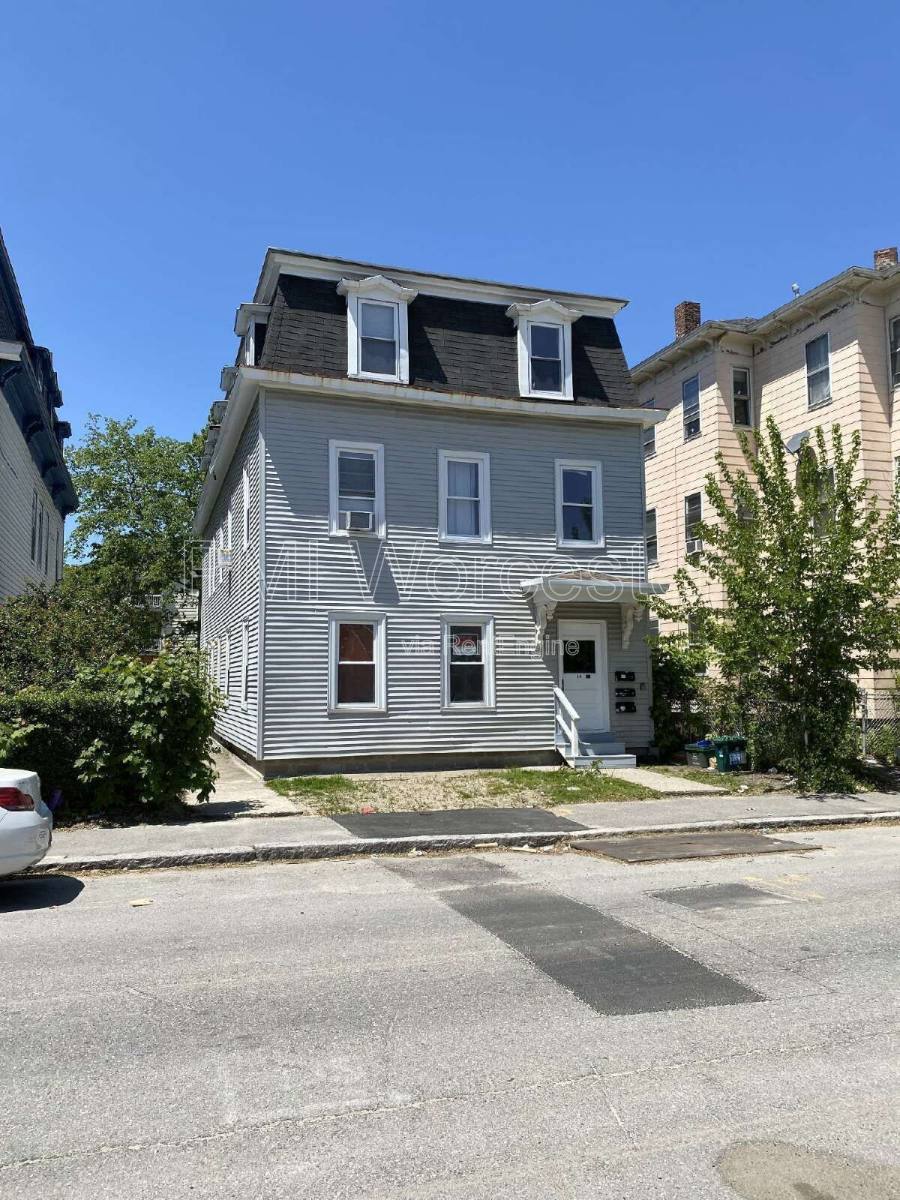 Apartment for rent at 15 Goulding St #3, Worcester, MA 01609