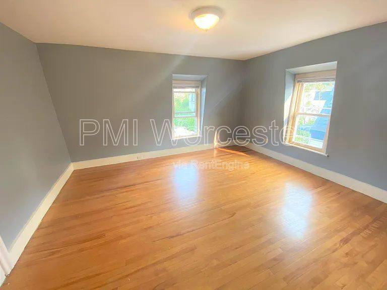 Apartment for rent at 15 Goulding St #3, Worcester, MA 01609