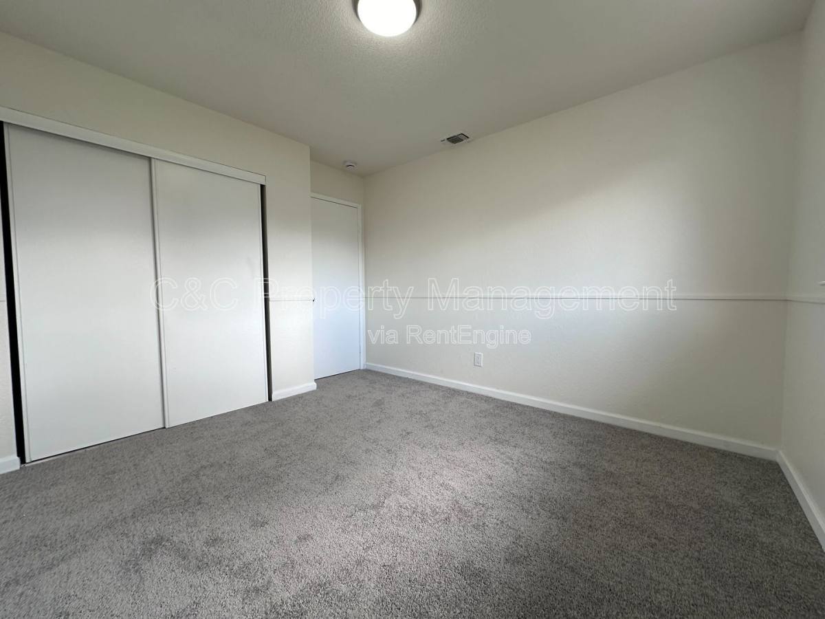 House for rent at 8709 Sangria Way, Elk Grove, CA 95624