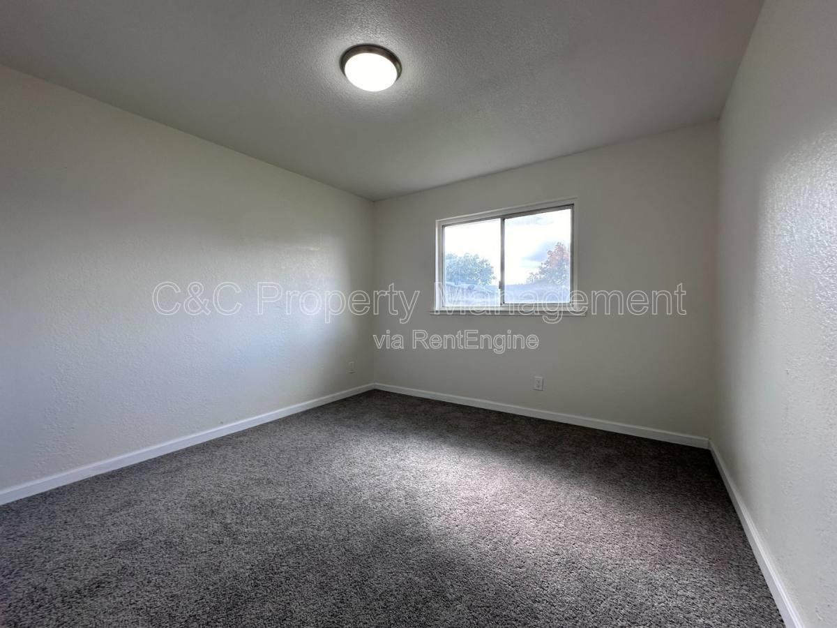 House for rent at 8709 Sangria Way, Elk Grove, CA 95624