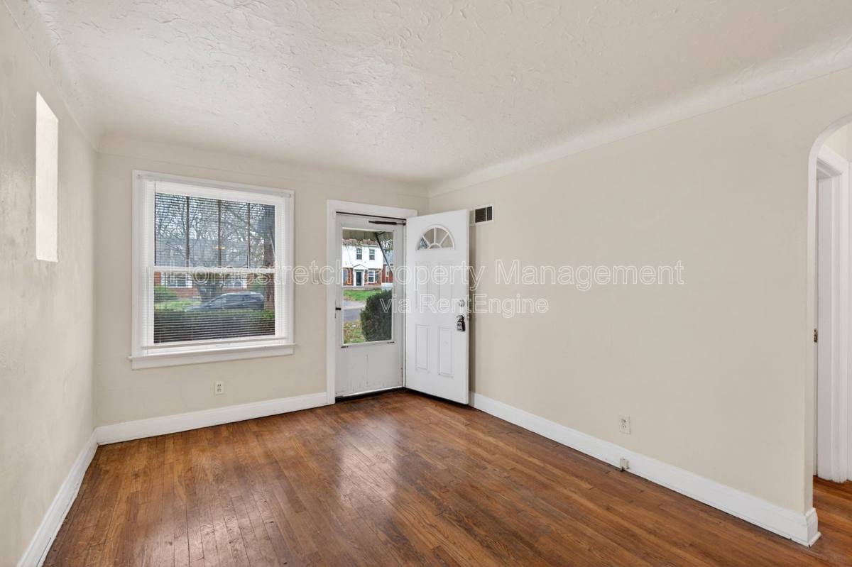 Apartment for rent at 8817 Shady Grove Ave, Saint Louis, MO 63136