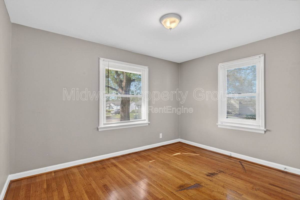 House for rent at 1223 Rapid Dr, Saint Louis, MO 63137